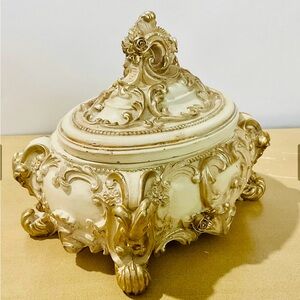 Vintage Glam Ornate Gold and Cream Decorative Trinket Box
